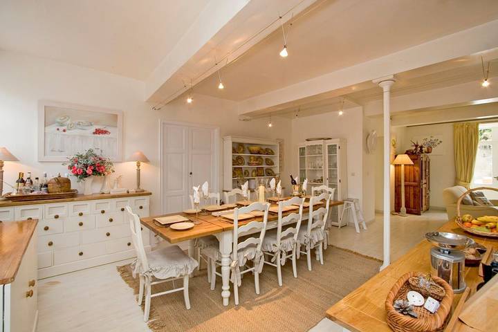 Location de vacances pour 8 personnes, avec terrasse et jardin à Olonzac - 4