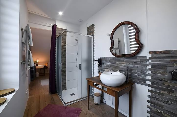 Location de vacances pour 2 personnes, animaux acceptés à Saint-Genix-sur-Guiers - 3