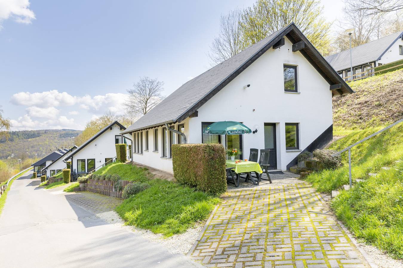 Bungalow für 4 Personen mit Terrasse in Kröv, Bernkastel-Kues & Umgebung