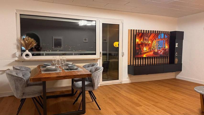 Ferienwohnung für 4 Personen, mit Balkon und Ausblick in Stuttgart - 2