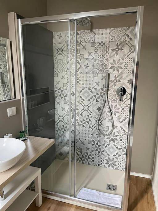 Ganze Wohnung, One-Bedroom Apartment in Modena, Modena Provinz