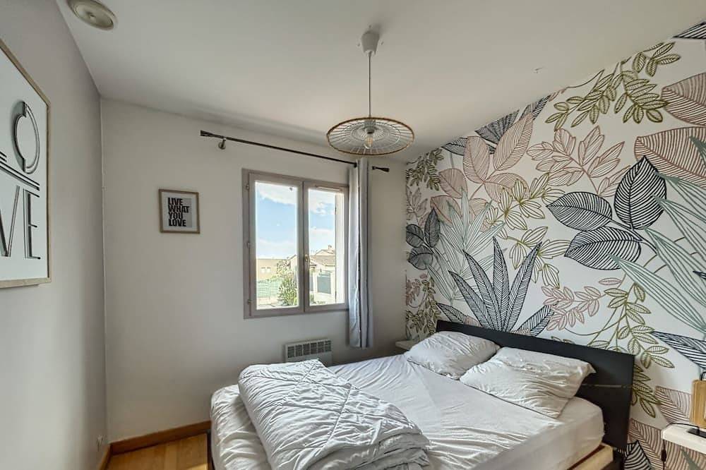 Villa climatizada, tranquila, moderna, confortable, jardín, cerca de la playa. in Villeneuve-Loubet Plage, Villeneuve-Loubet