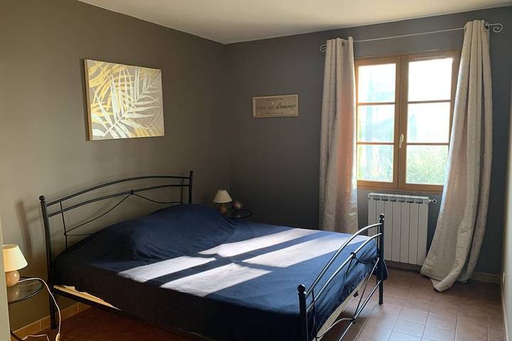Villa pour 8 personnes, avec jardin et terrasse, animaux acceptés à Roussillon - 4