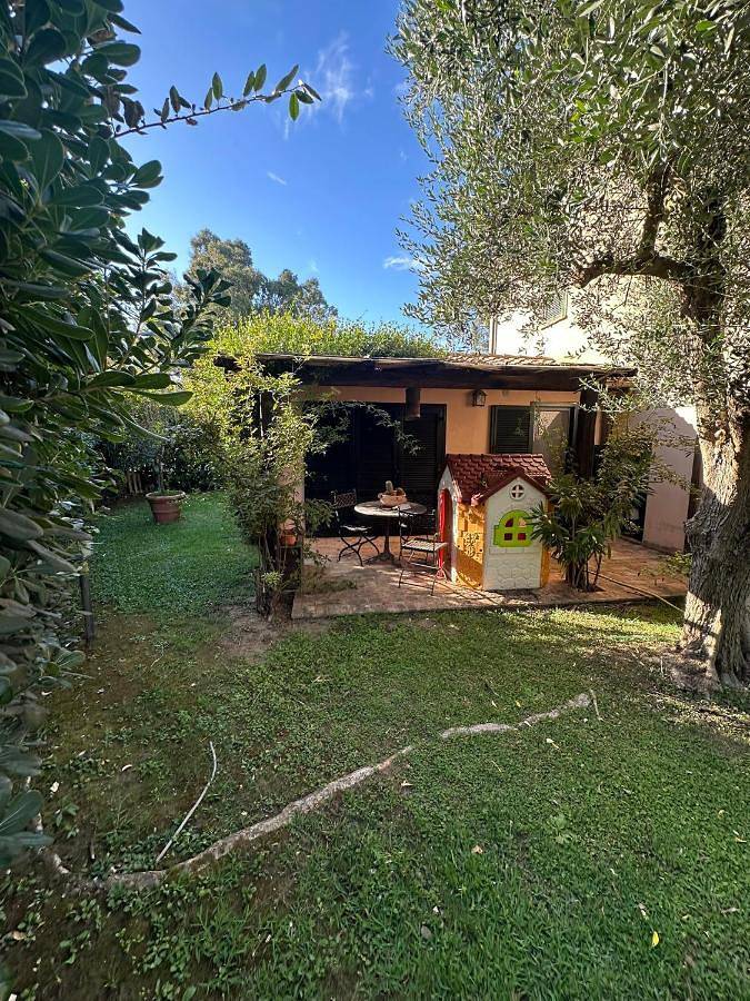 Villa a Capalbio in Capalbio, Provincia di Grosseto