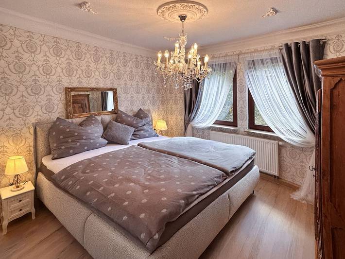 Ferienwohnung für 4 Personen, mit Garten in Bad Urach - 2