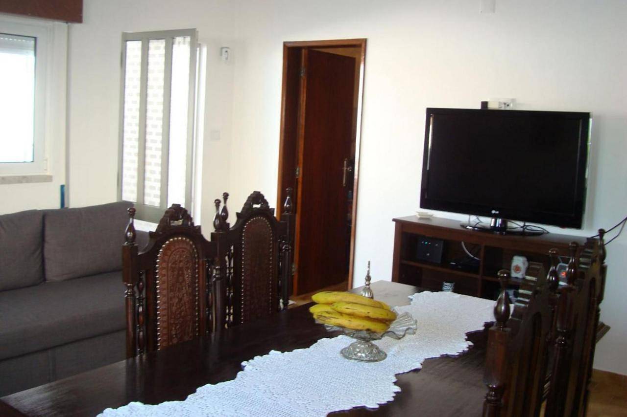 Apartamento inteiro, Three-Bedroom Apartment in Chouto, Parreira e Chouto