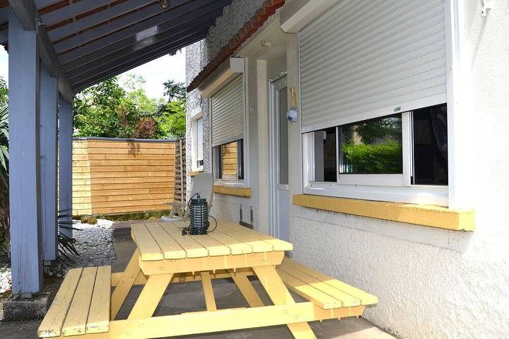 Ferienhaus für 6 Personen, mit Terrasse und Garten