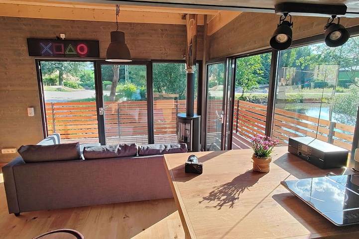 Tiny House im Pferdeteich mit Grill & Kamin in Großharthau, Oberlausitz-Niederschlesien