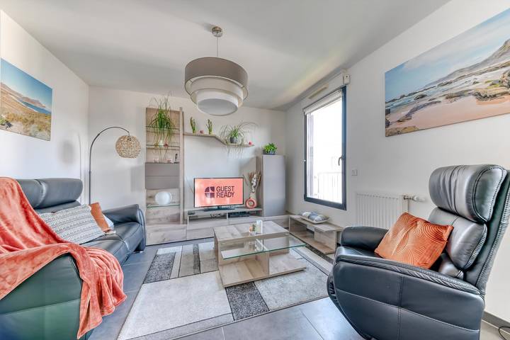 Ferielejlighed for 8 personer, med balkon i Lyon