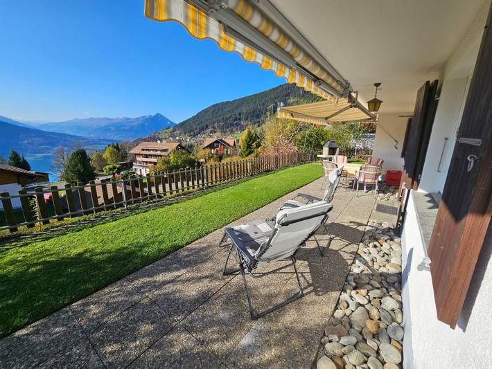 Ferienwohnung für 4 Personen, mit Garten und Ausblick in Beatenberg