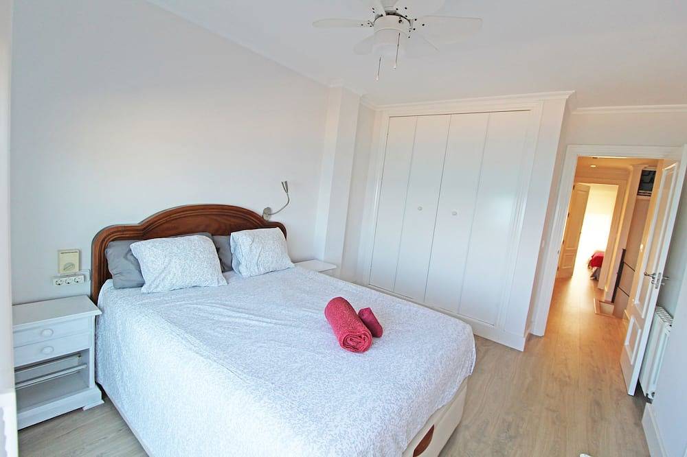 Entire apartment, Luxury duplex penthouse facing the sea. 1st line beach in Playa Carrer La Mar, el Campello
