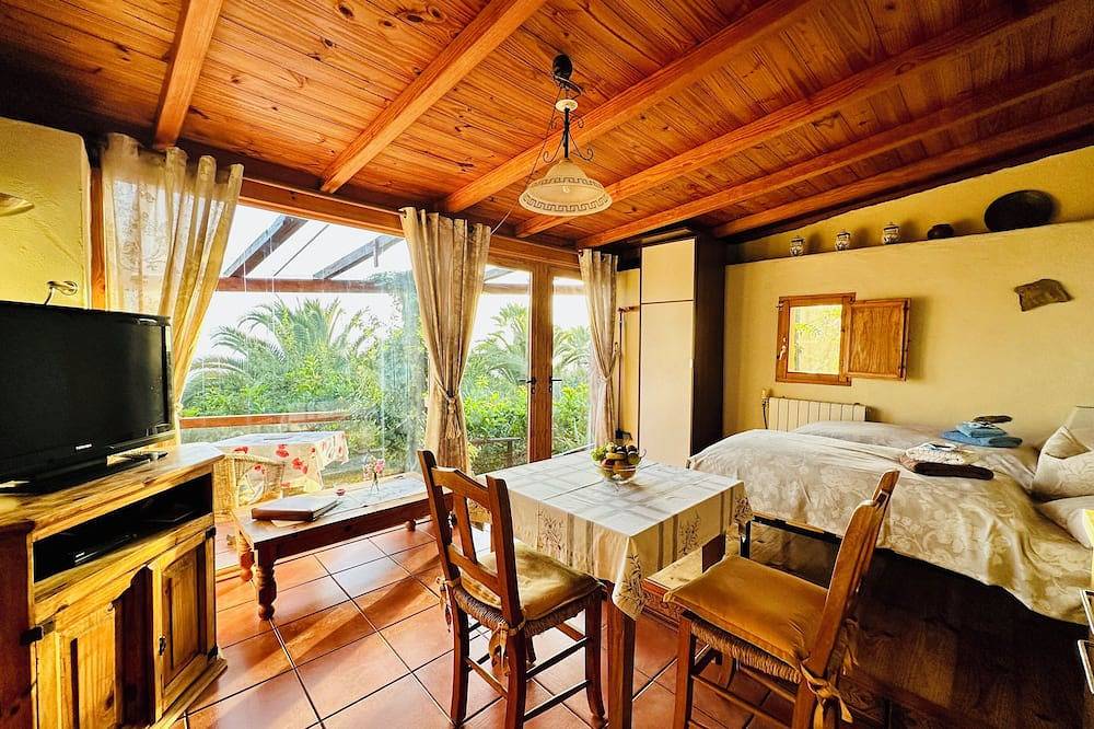 Apartamento entero, Refugio Acogedor con Vistas al Océano y Teide in La Vega (Canary Island), Icod de los Vinos
