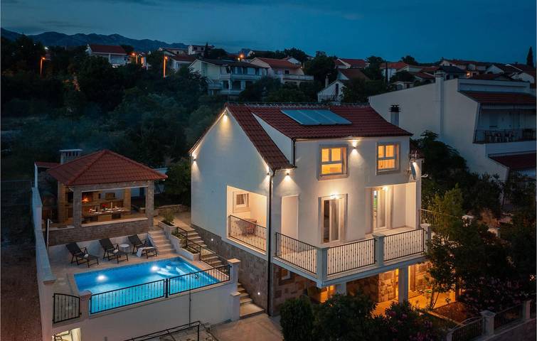 Ferienhaus für 12 Personen, mit Haustier in Jasenice - 2