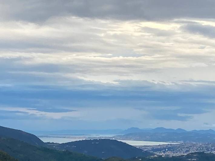 Location de vacances pour 5 personnes, avec balcon et vue à Peille - 4