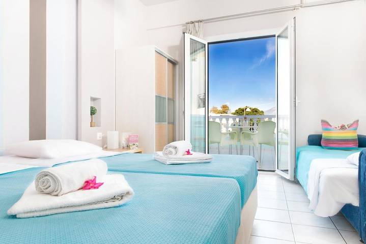 Appart’hôtel pour 2 personnes, avec piscine et balcon
