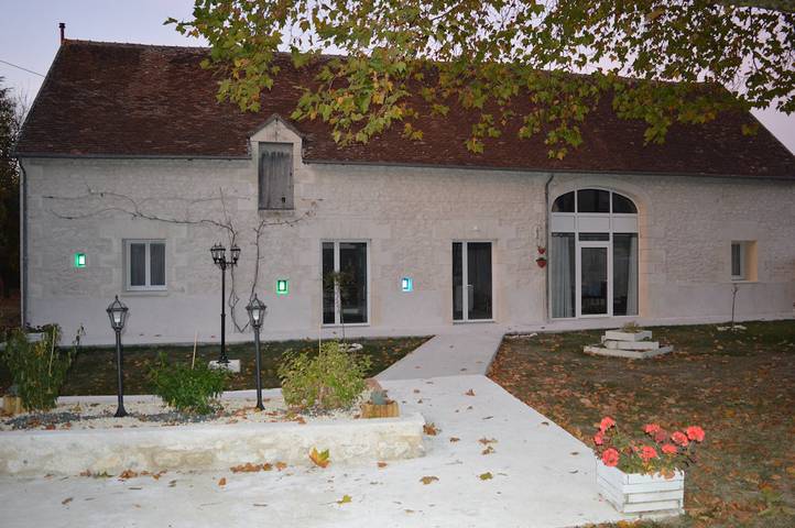 Gîte pour 6 personnes, avec terrasse ainsi que piscine et jardin à Couffy - 3