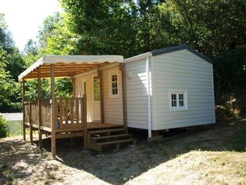 Wohnwagen für 2 Personen, mit Pool und Terrasse, mit Haustier in den Cevennen