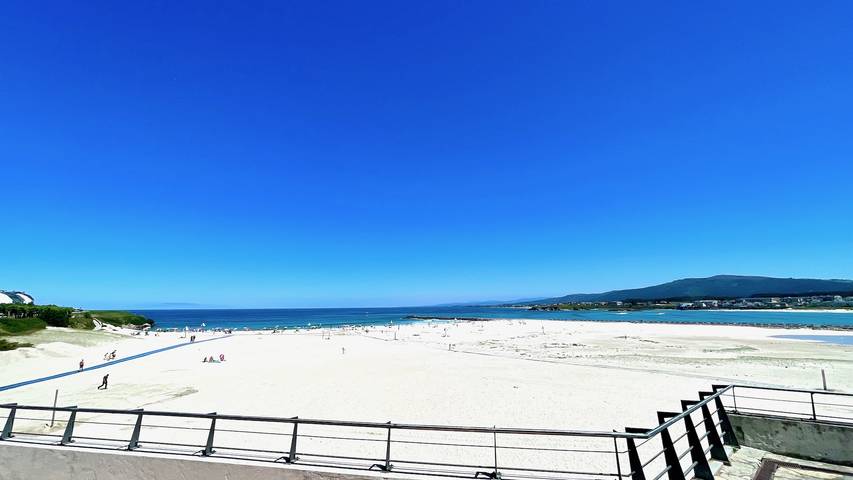 Apartamento vacacional entero, Apartamento de vacaciones para 2 personas con jardín in Foz, A Mariña Lucense
