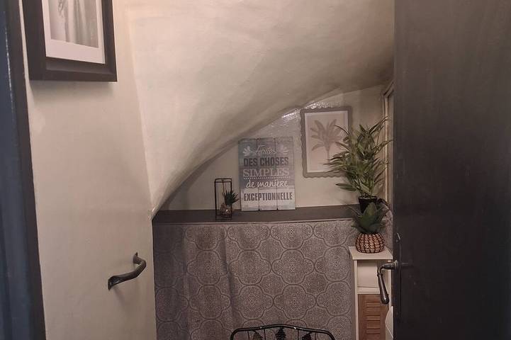 Ganze Wohnung, Apartment for 2 to 6 people max on the first floor of a single-family home with a garden at Julie's in Millau, Parc naturel régional des Grands Causses