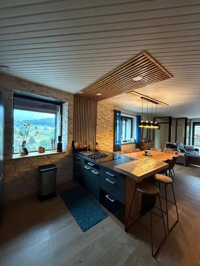 Location de vacances pour 8 personnes, avec terrasse et vue à La Llagonne - 2