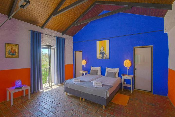 Alojamiento y desayuno para 2 personas, con piscina además de vistas y jardín en Silves - 4