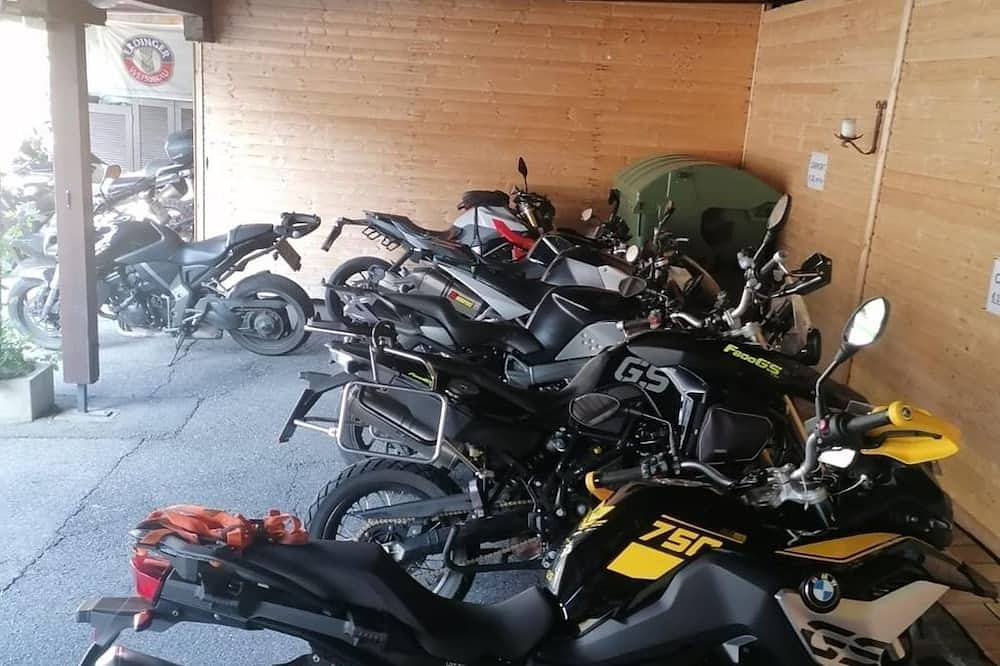 Familienzimmer Typ C - Hotel Kirchenwirt in Bad Kleinkirchheim, Nockberge