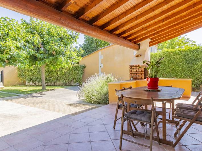 Location de vacances pour 6 personnes, avec jardin ainsi que bassin pour enfant et terrasse à Monteux - 4