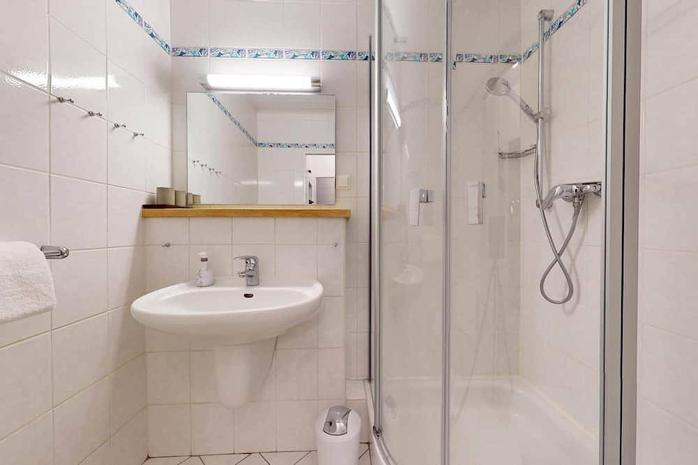 Ganze Wohnung, Modernes 1-Zimmer Apartment mit Balkon und hochwertigen Tischlereinbauten in Hörnum, Sylt