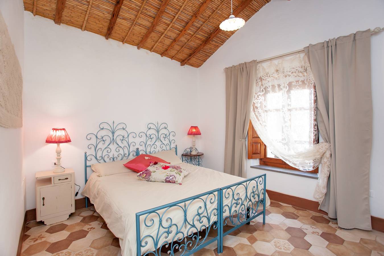 Maison de vacances "Domo Bangone" avec terrasse partagée et Wi-Fi in Orosei, Golfe d'Orosei