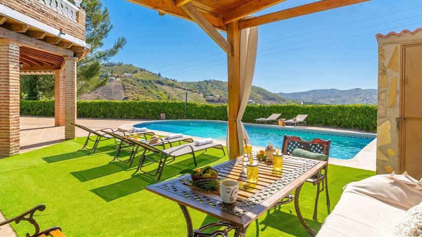 Chalet para 6 personas, con Balcón/Terraza y Piscina en Axarquía - 4