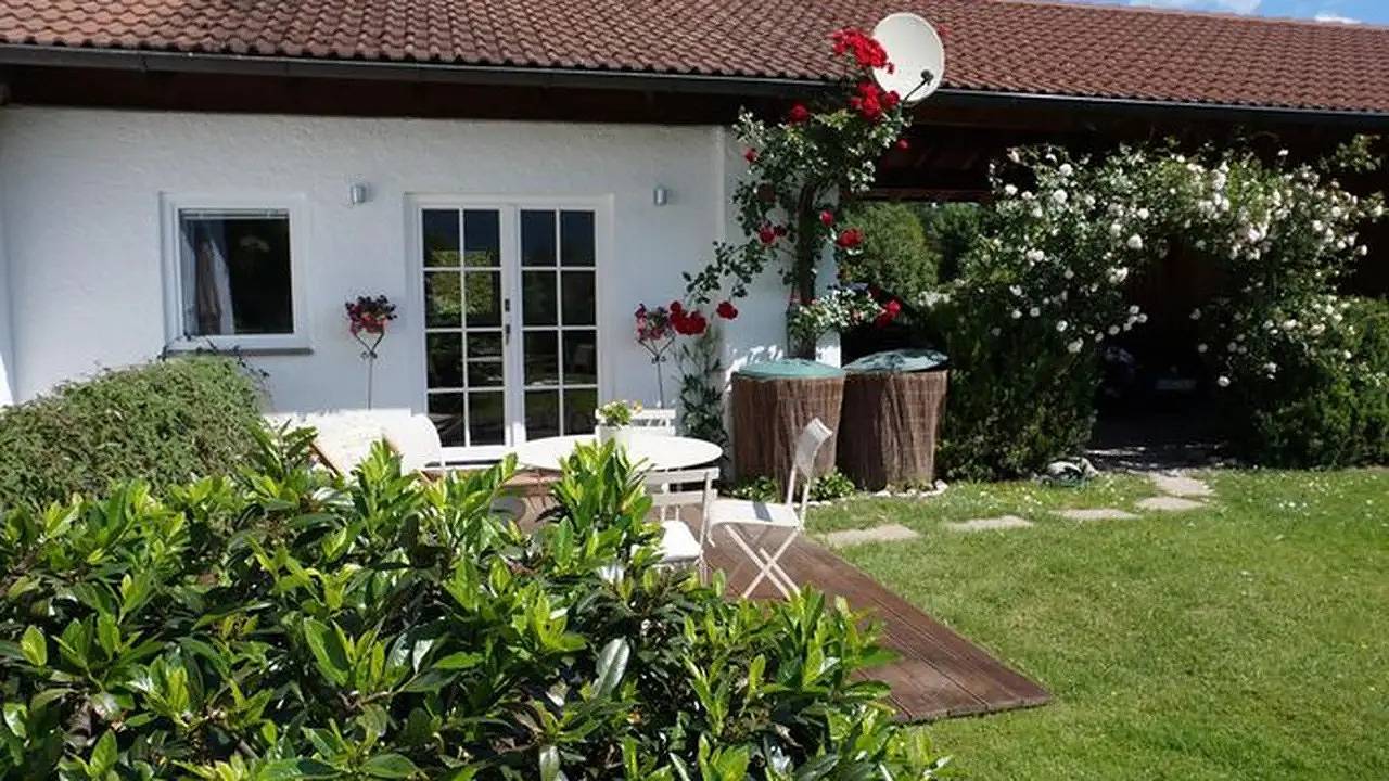 Ganze Ferienwohnung, Ferienwohnung für 4 Personen (35 m²) in Murnau am Staffelsee in Murnau am Staffelsee, Das Blaue Land