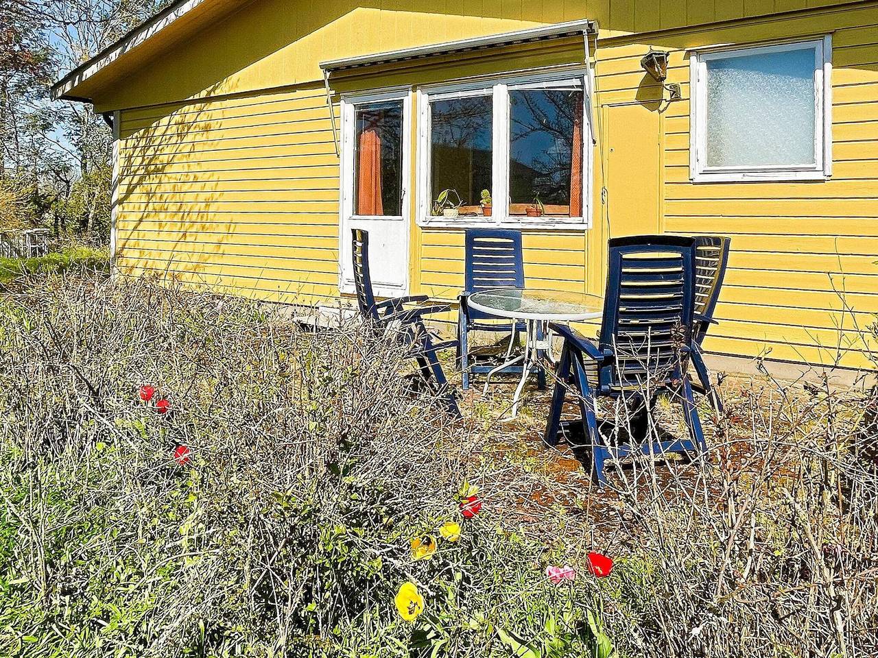 Lantligt hus med trädgård nära Borgholm in Öland