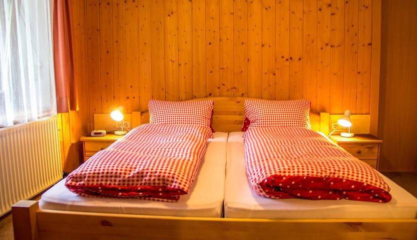 Ferienwohnung für 5 Personen, mit Terrasse in Jerzens - 4