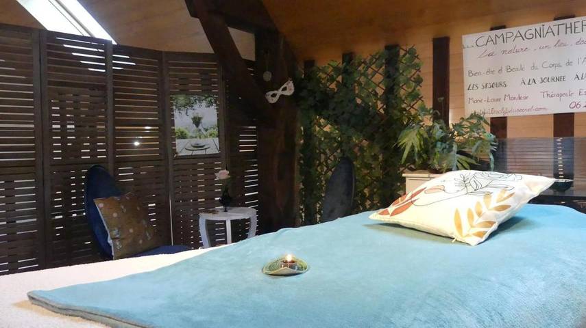 Location de vacances pour 2 personnes, avec Terrasse ainsi que Jardin et Vue à Tirepied - 4