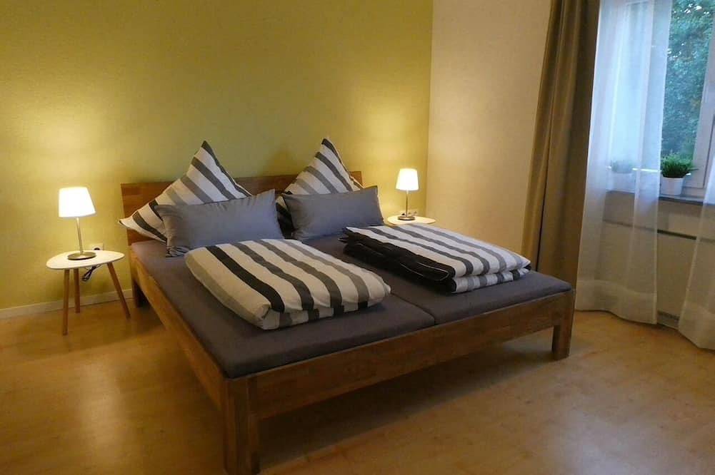 Ganze Wohnung, Gemütliche Ferienwohnung mit Charme in Speyer, Rheinebene