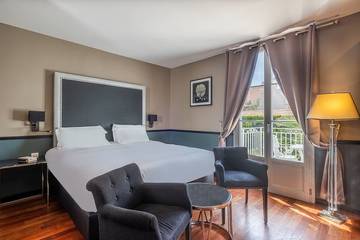 Villa pour 26 Personnes dans Boulouris, Saint-Raphaël, Photo 2