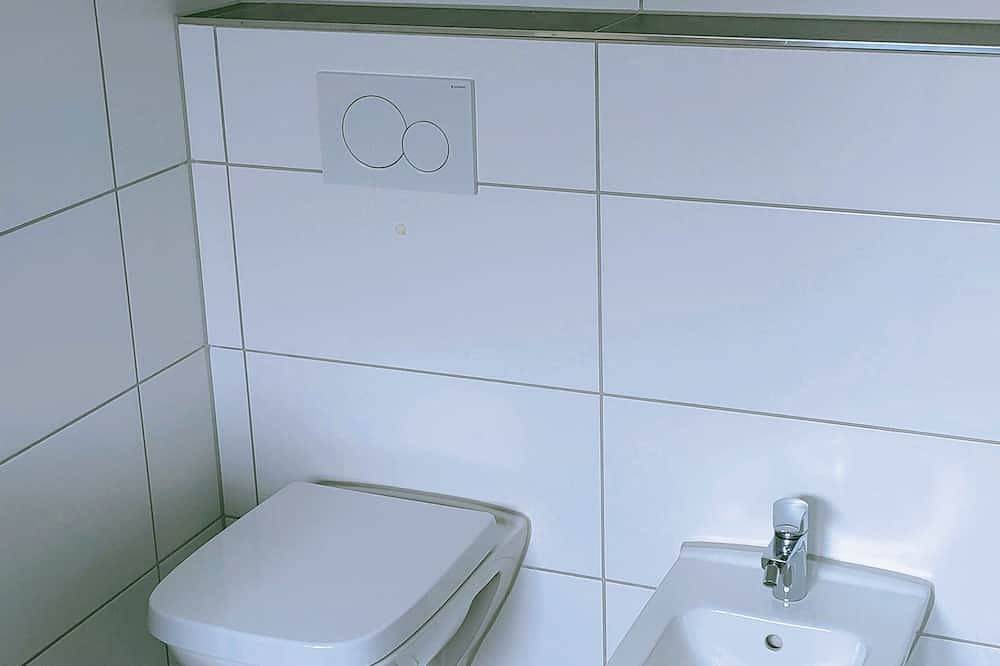 Ganze Wohnung, Wohnen auf dem Sonnenhügel über Neuwied in Neuwied, Osteifel