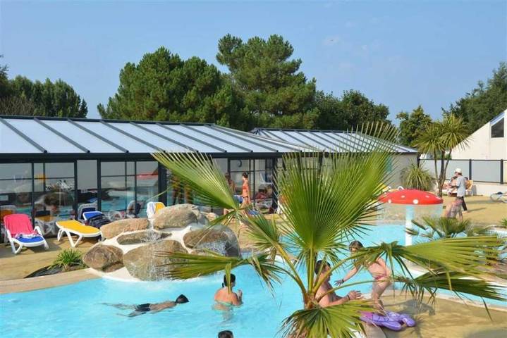 Camping pour 4 personnes, avec bassin pour enfant et sauna en Ille-et-Vilaine