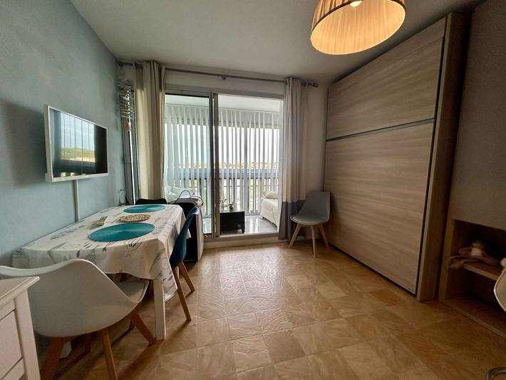 Gîte pour 4 personnes, avec piscine dans Plage du pont tournant