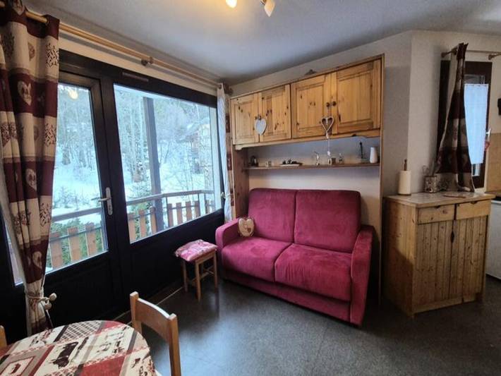 Gîte pour 4 personnes, avec piscine et balcon dans Station de la Feclaz le Revard - 2