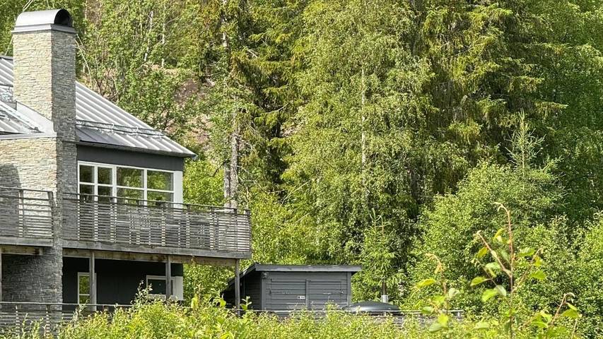 Hus för 12 Personer, med utsikt samt trädgård och bastu, barnvänlig i Branäs