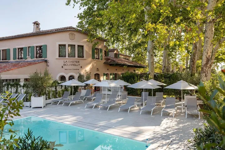 Hotel para 2 personas, con piscina y sauna además de vistas y jardín - 1
