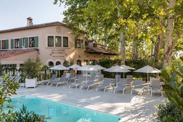 Hôtel pour 2 personnes, avec jardin et vue ainsi que sauna et piscine à Cabriès