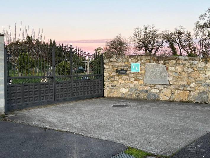 Casa rural para 5 personas, con Balcón y Jacuzzi además de Terraza y Jardín en Gijón