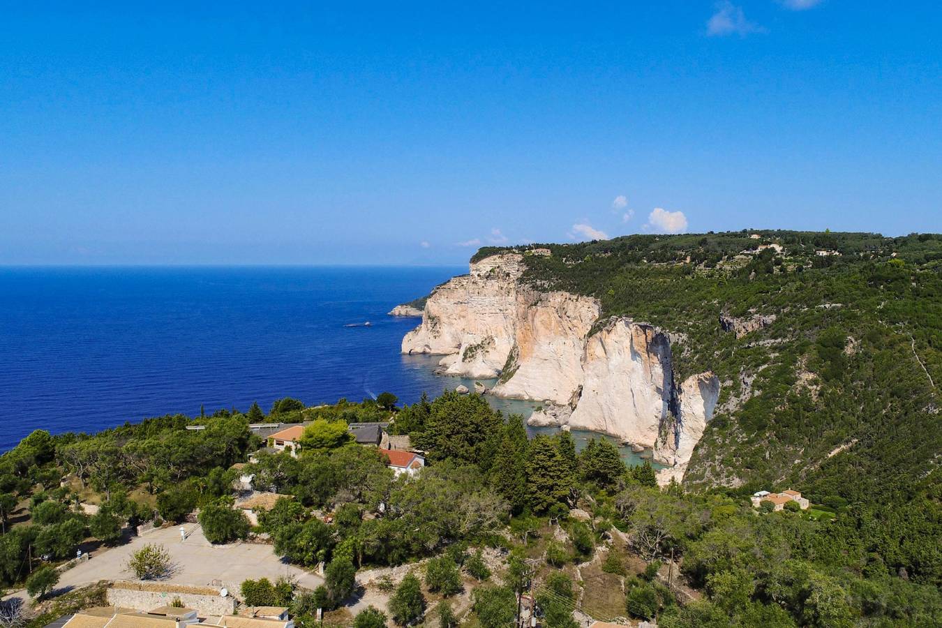 Entire apartment, Dora in Paxos