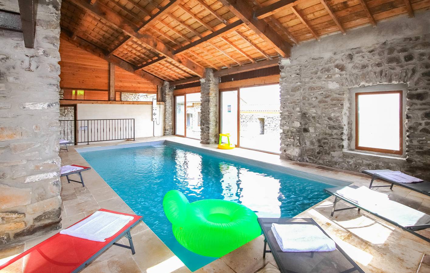 Tranquil Riverside Retreat with Pool and Whirlpool in Privas