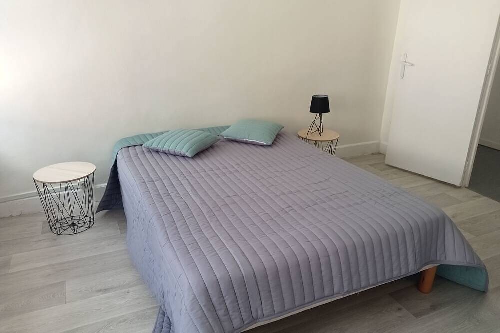 Apartamento entero, Downtown Cosne / Loire, close to Sancerre and Pouilly / Loire. in Cosne-Cours-sur-Loire, Valle del Loira