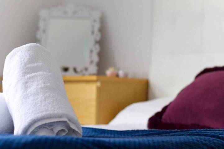 Entire apartment, House Accommodation - Coventry Free Parking in Coventry, Birmingham Area