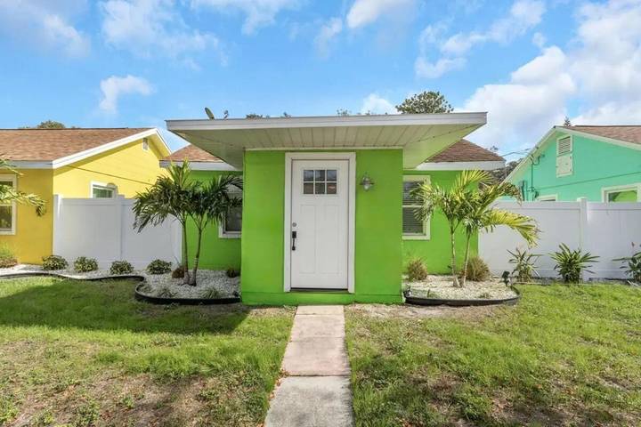 Apartament wakacyjny dla 4 osób, z jacuzzi w Largo