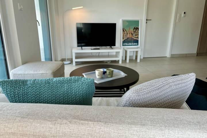 Ganze Wohnung, Ferienwohnung für 4 Personen mit Terrasse in Illkirch-Graffenstaden, Region Straßburg